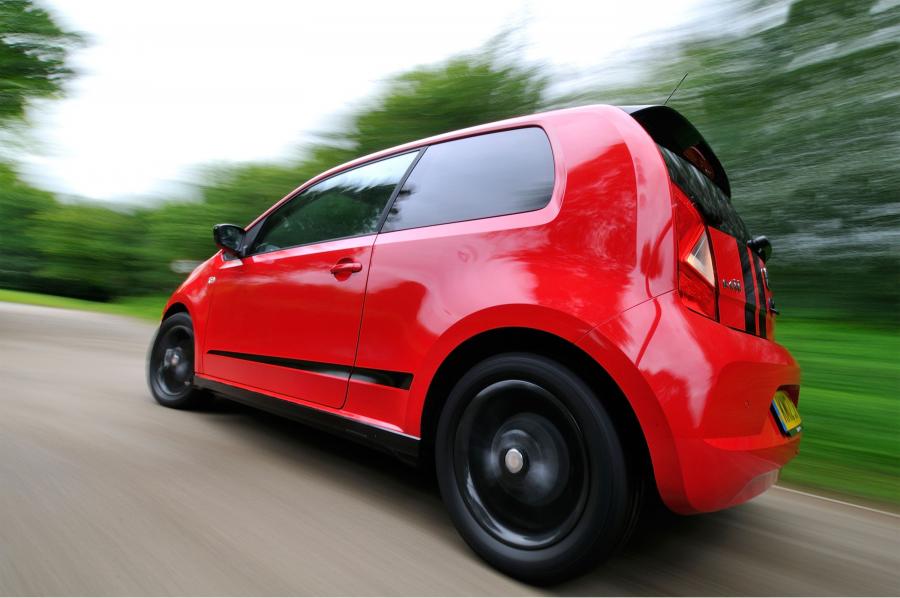  Seat Mii 3-Door Vibora Negra 2012 года  (фото 8 из 14)